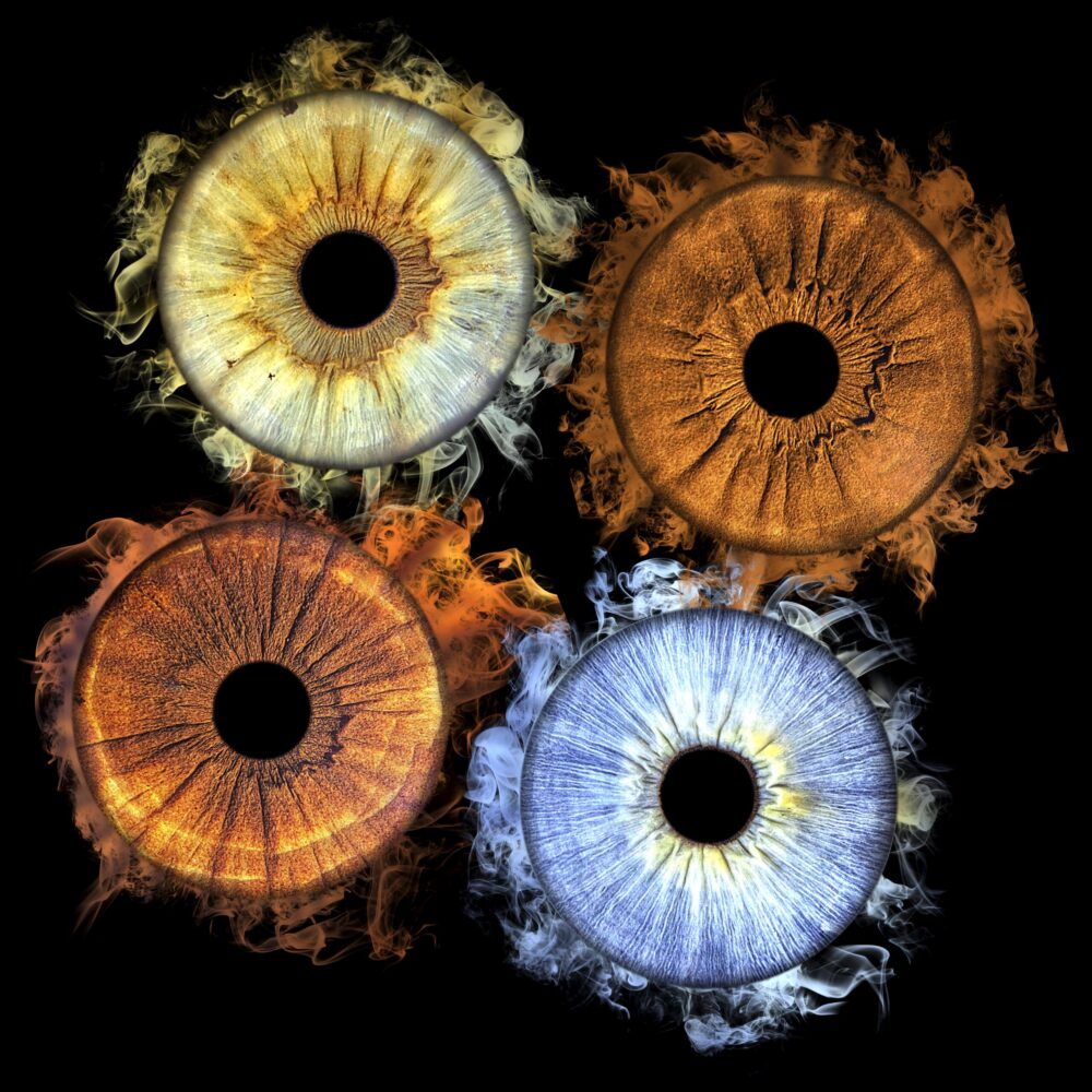 4 iris carré flammes